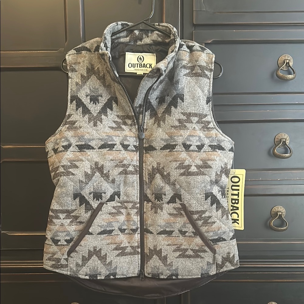Women’s Outback Trading Co. Aztec Gray Patterned Vest